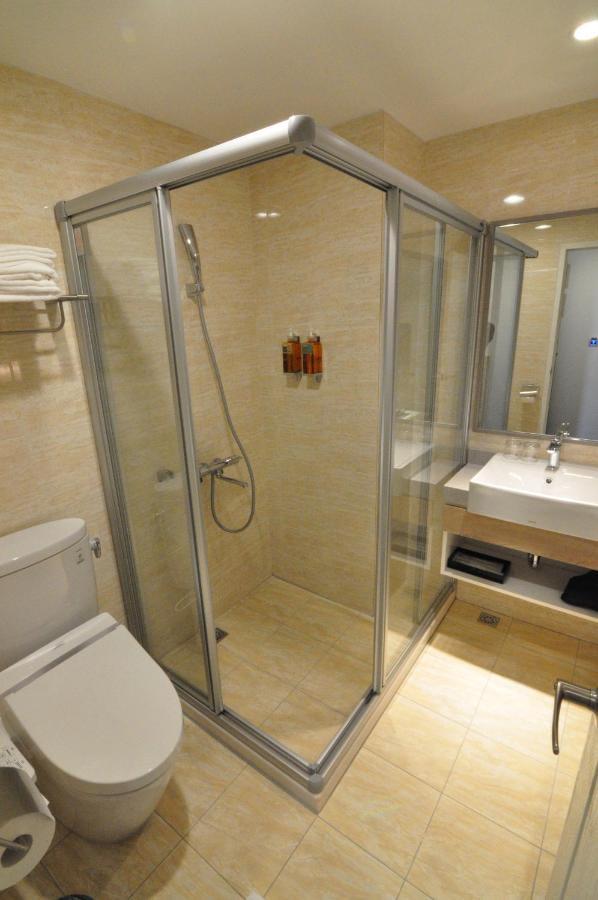Hotel Kuei Тайчжун Екстер'єр фото